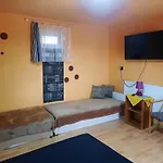 Apartment Kisfaludy Vendeghaz *