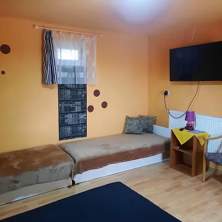 Apartment Kisfaludy Vendeghaz *