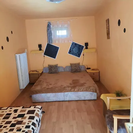 Kisfaludy Vendeghaz *